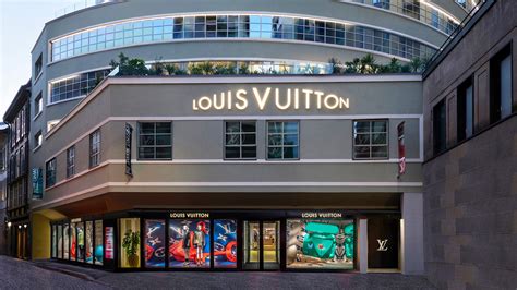 louis vuitton milano uffici|louis vuitton milano black friday.